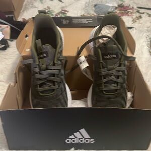 Adidas green sneakers size 8